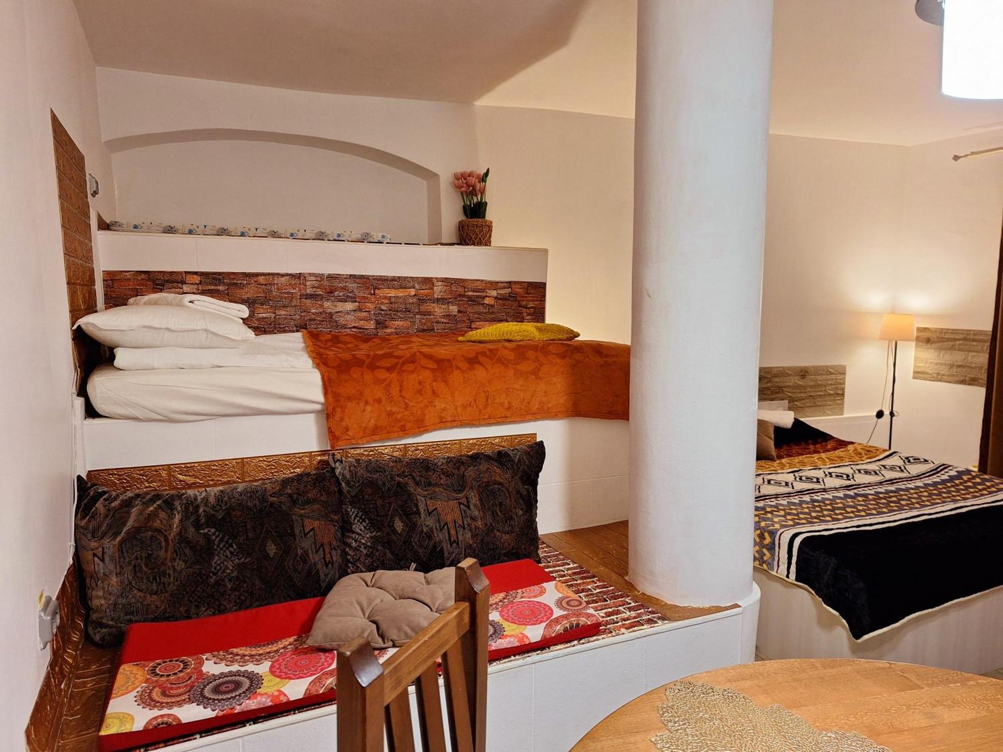Piata Sfatului Pietonal Apartment براشوف المظهر الخارجي الصورة