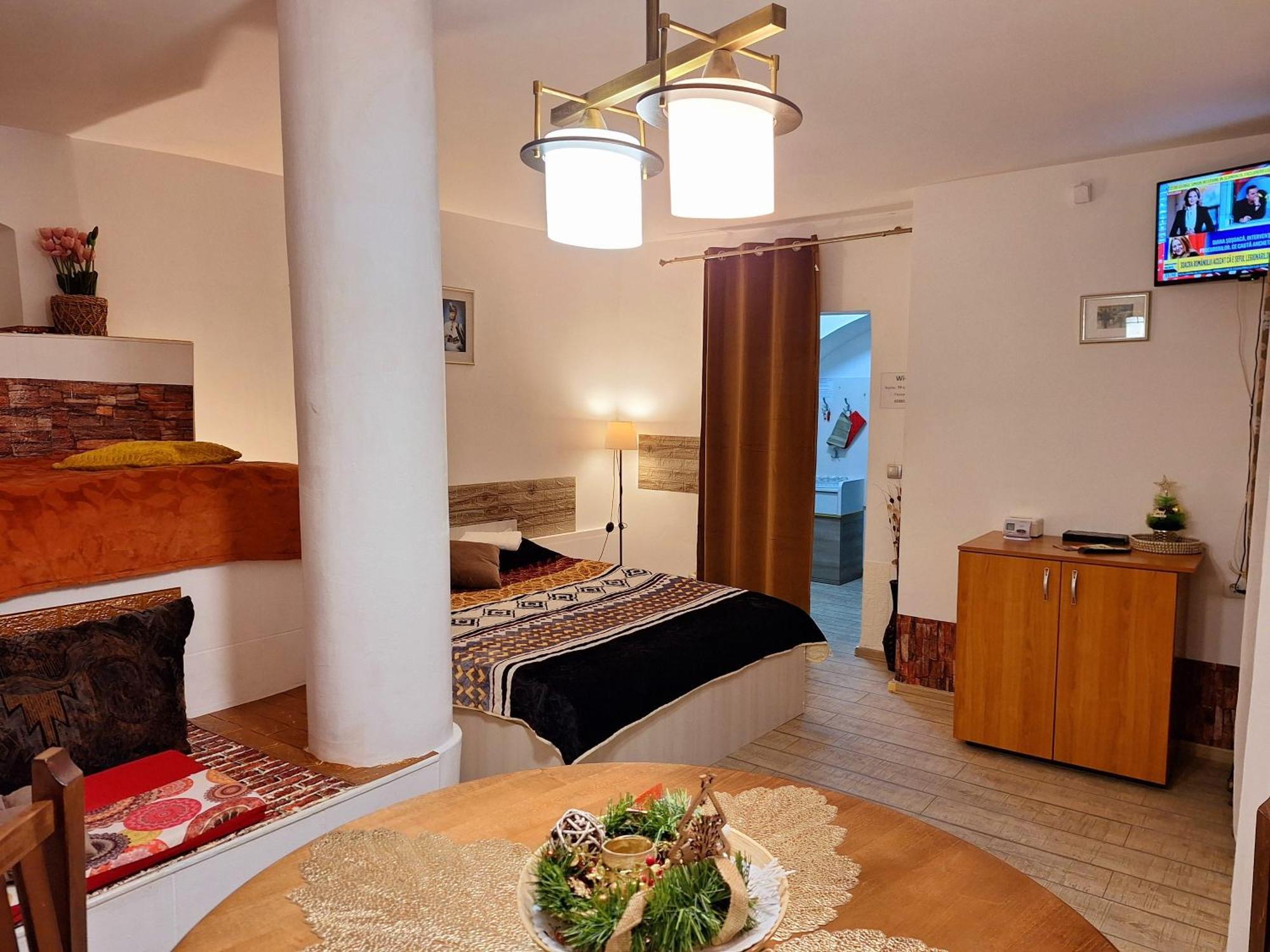 Piata Sfatului Pietonal Apartment براشوف المظهر الخارجي الصورة